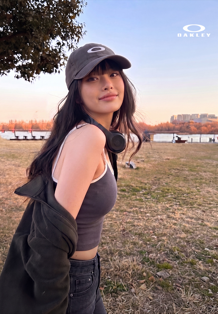 오클리 리믹스 데드 햇 기획전	