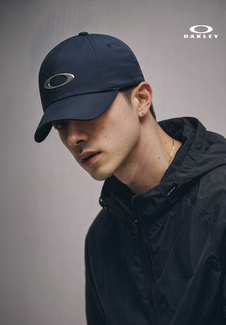 오클리 브랜드관