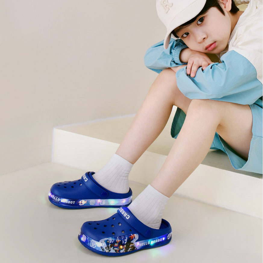 SHOELAMODE