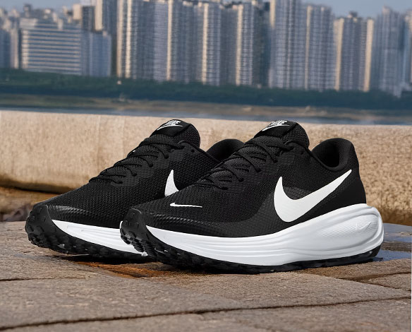 NIKE