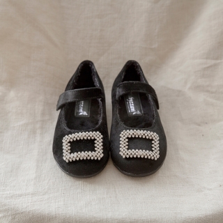 겨울로저 | 블랙