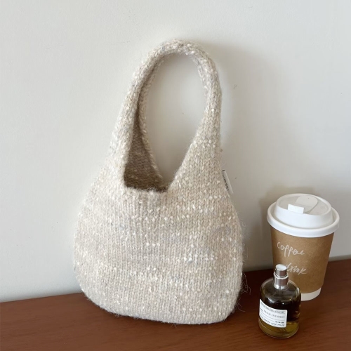 어반백 여성토트백 포근한 털실 니트 가방 부드러운 심플 토트백URB_NB33