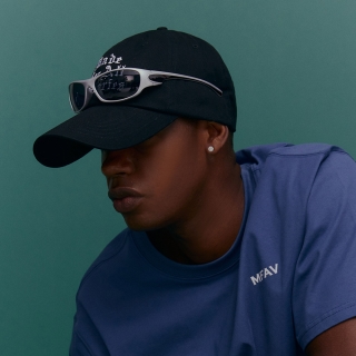 빅토리 레터링 볼캡 | 블랙