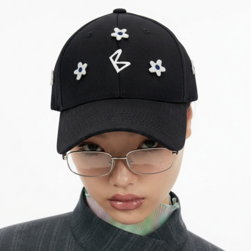 [raw,refined] BLOW X DOSAN atelier signature flower cap