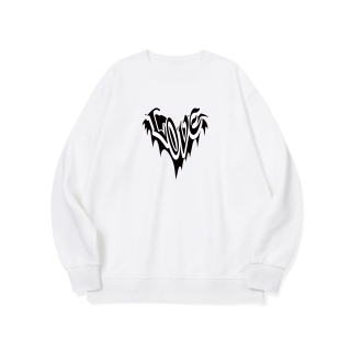 btm75 사랑이 불타오르네 그래픽 로고 맨투맨 | 화이트