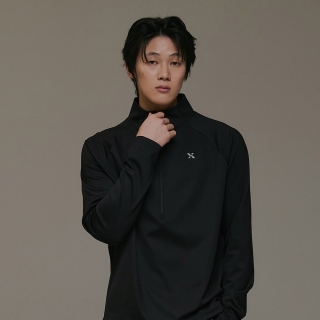 트레인 하프 집 롱슬리브 블랙