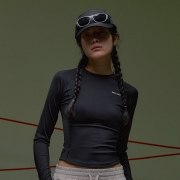 모션 에어 스트레치 롱슬리브 블랙