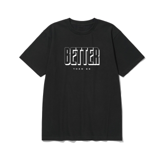 btss26 깔끔 그 잡채 로고 그래픽 반팔티셔츠 | 블랙