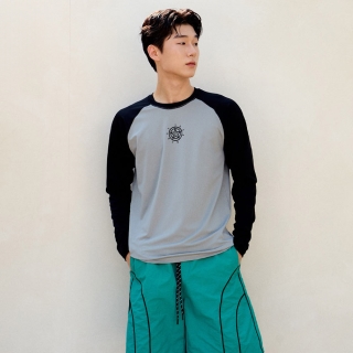 컬러 블록 래글런 롱슬리브 래쉬가드 | 블랙
