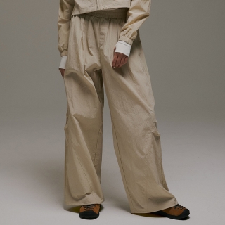 컷라인 니 투턱 팬츠 베이지