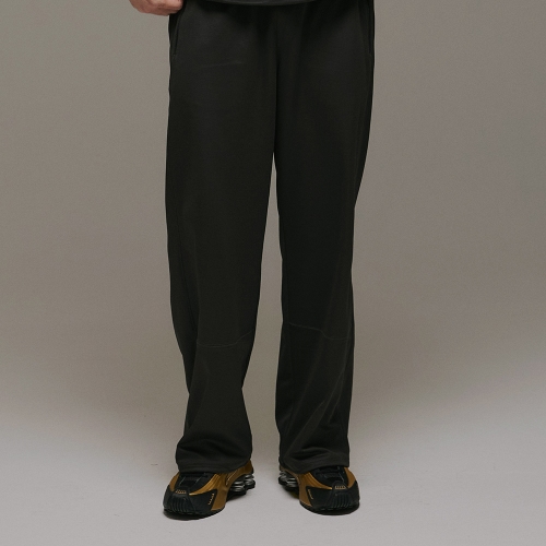 슬랜트 컷라인 코지 팬츠 딥카키