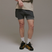 에어 포켓 레이어 런 쇼츠 차콜