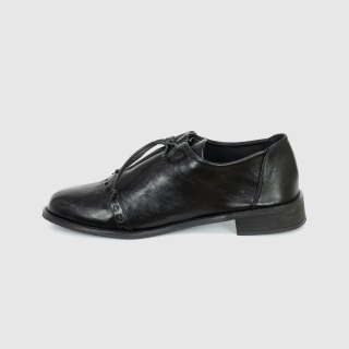 리펀 클래식 컷 스트링 레이스업 더비 슈즈 FL0526 | 블랙