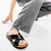 b2426 사와로 크로스 스트랩 베이직 슬리퍼 | 와인레드