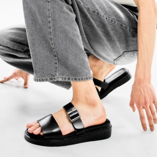 b2431 피나클스 스트랩 가죽 슬리퍼 | 블랙